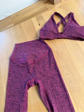 ILUS Marled High-Waist Leggings XS and Strappy Sports Bra small